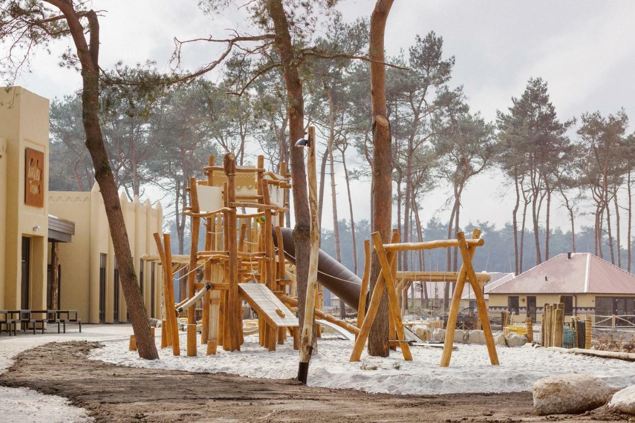 Safari Resort Beekse Bergen Хилваренбек Экстерьер фото